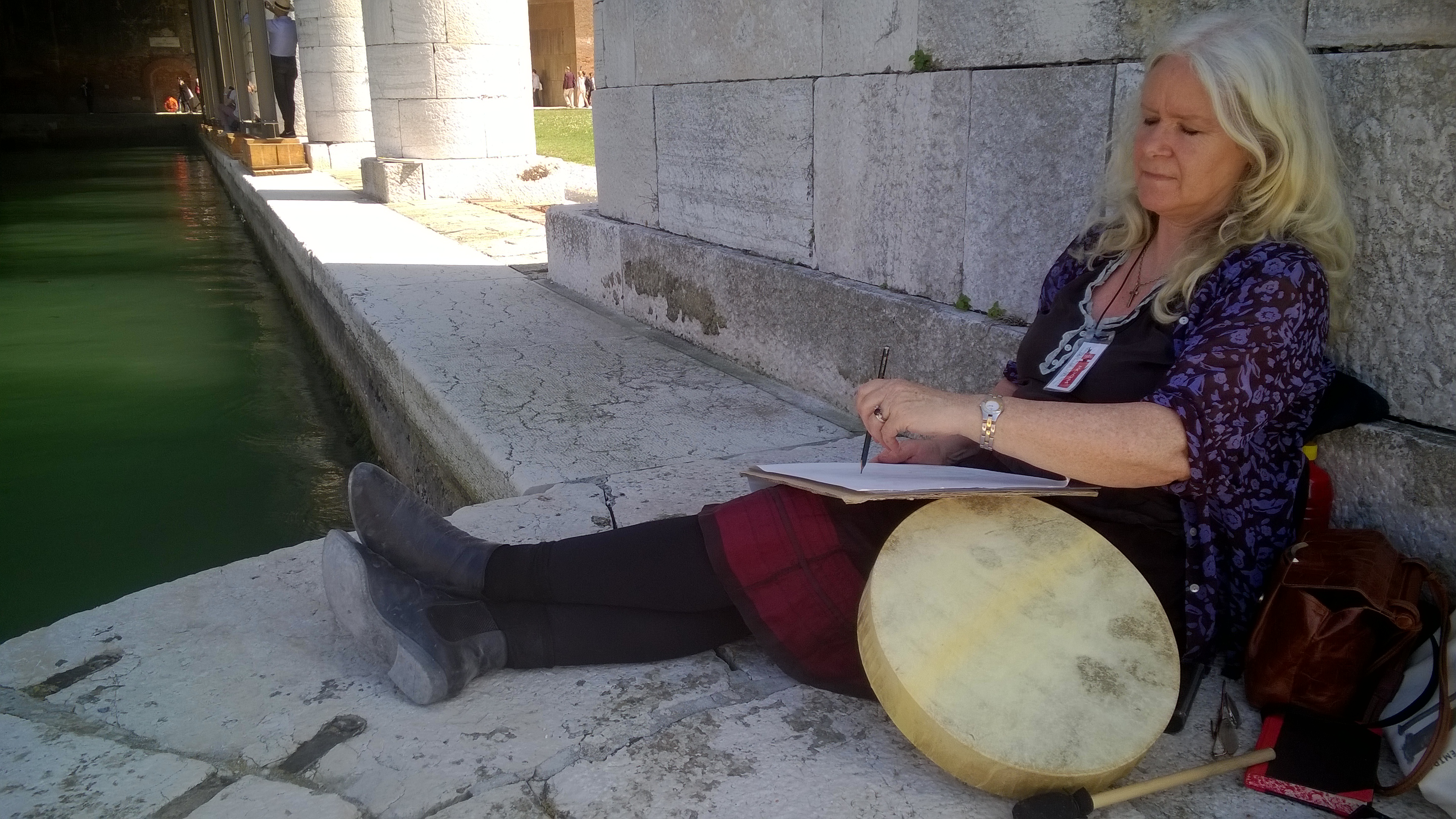 15 Kate Walters making drawing drumming intervention, Arsenale, Venice Biennale, 2015